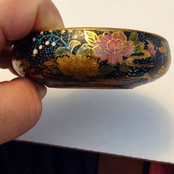 Vintage Satsuma Cloisonné Moriage Round Trinket Dish with Lid - Picture 14 of 15